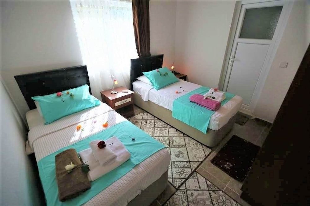 Исламлар: Villa Gulcan