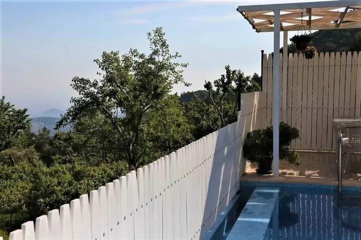 Исламлар: Villa Gulcan