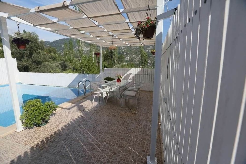 Исламлар: Villa Gulcan