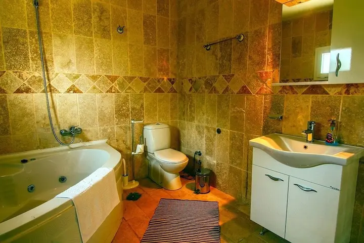 Исламлар: Villa Orkide