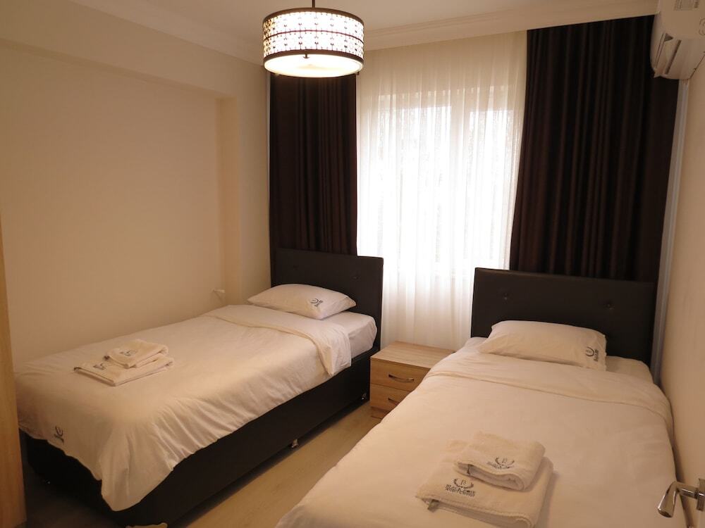 Йомра: Black Rose Apartment