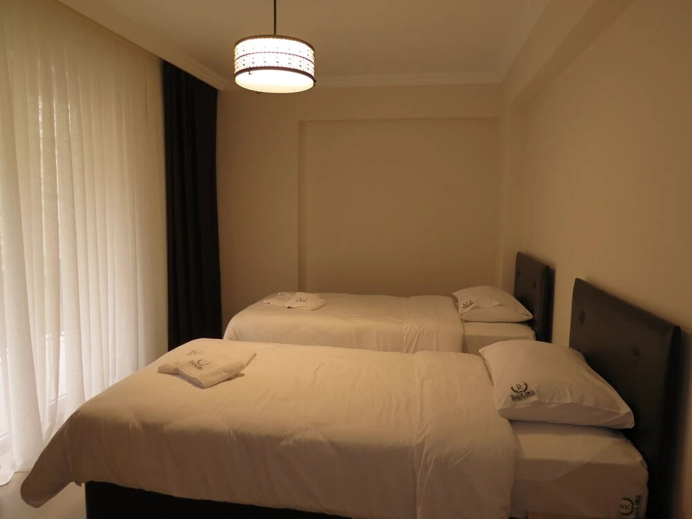 Йомра: Black Rose Apartment