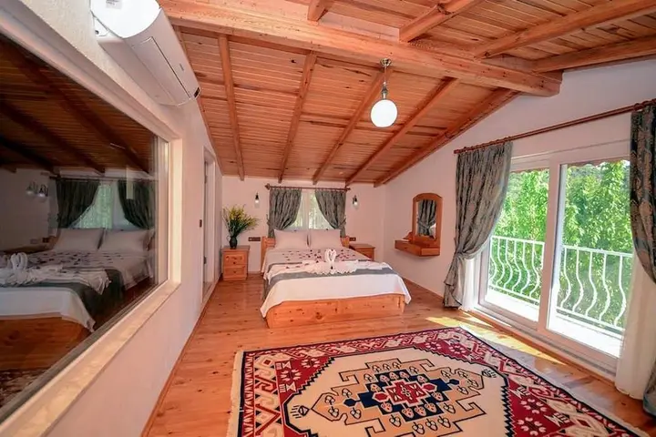 Исламлар: Villa Tuzer