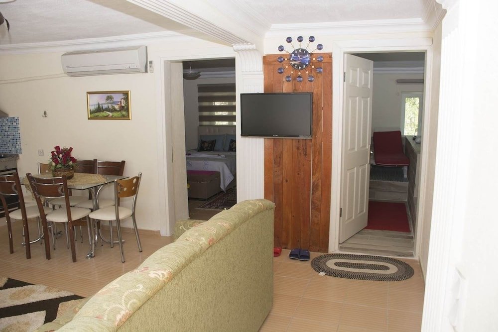 Исламлар: Villa Ozlem