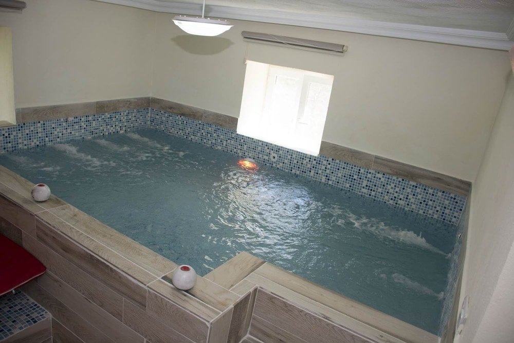 Исламлар: Villa Ozlem