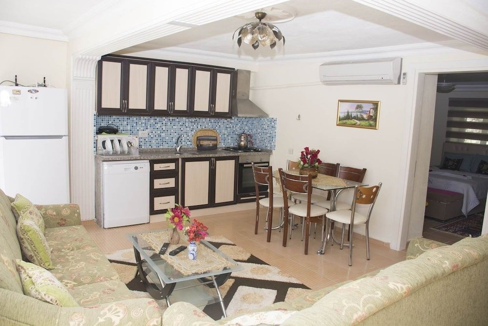 Исламлар: Villa Ozlem