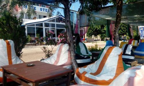 Эрдек: Mete Otel