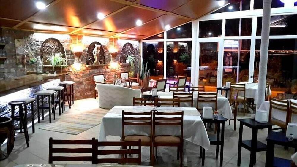 Эрдек: Mete Otel