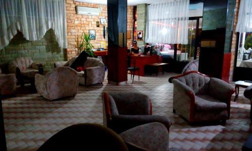 Эрдек: Mete Otel