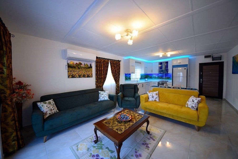 Исламлар: Villa Tamer
