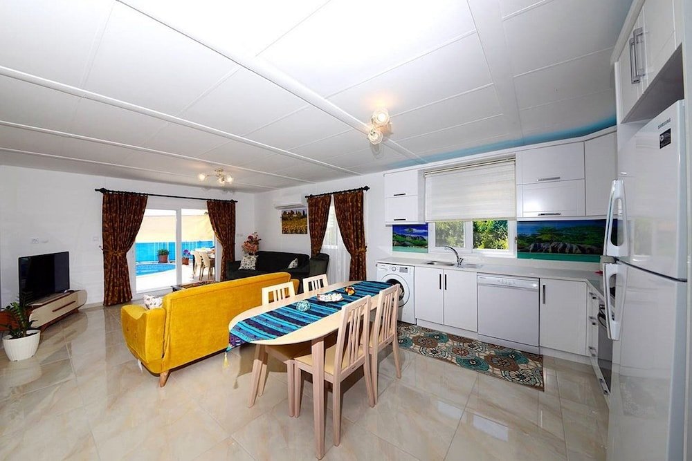 Исламлар: Villa Tamer