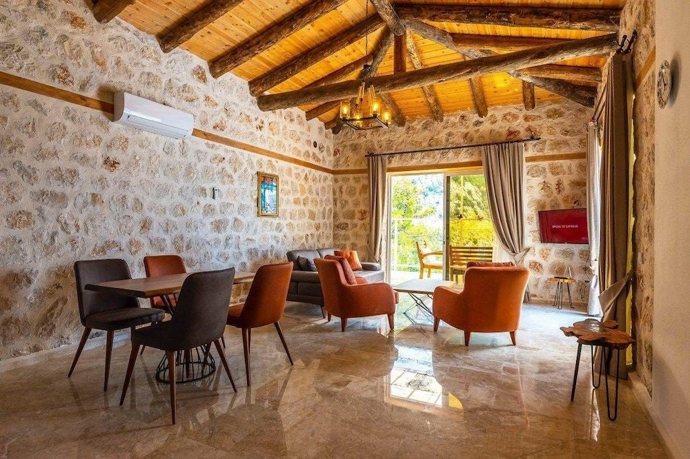 Исламлар: Villa Bal 1