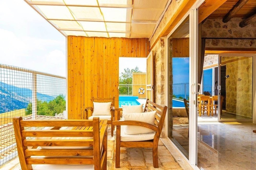 Исламлар: Villa Bal 1