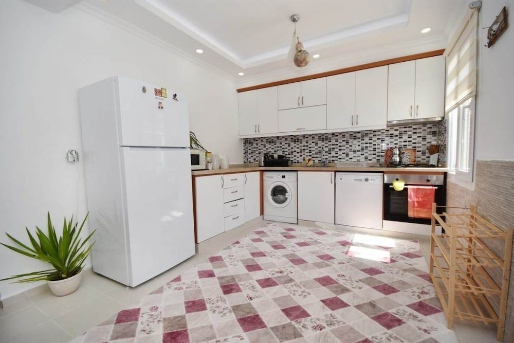 Исламлар: Villa Nevin