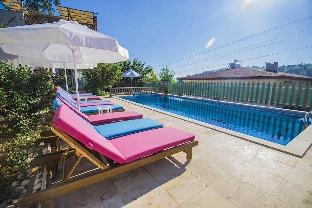 Исламлар: Villa Dolunay