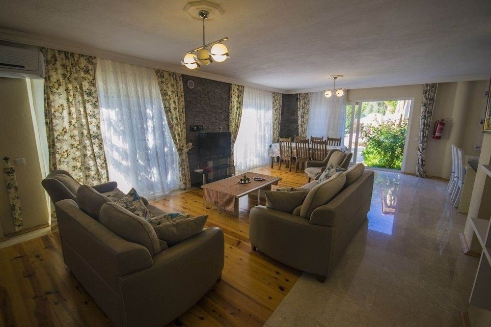 Исламлар: Villa Dolunay