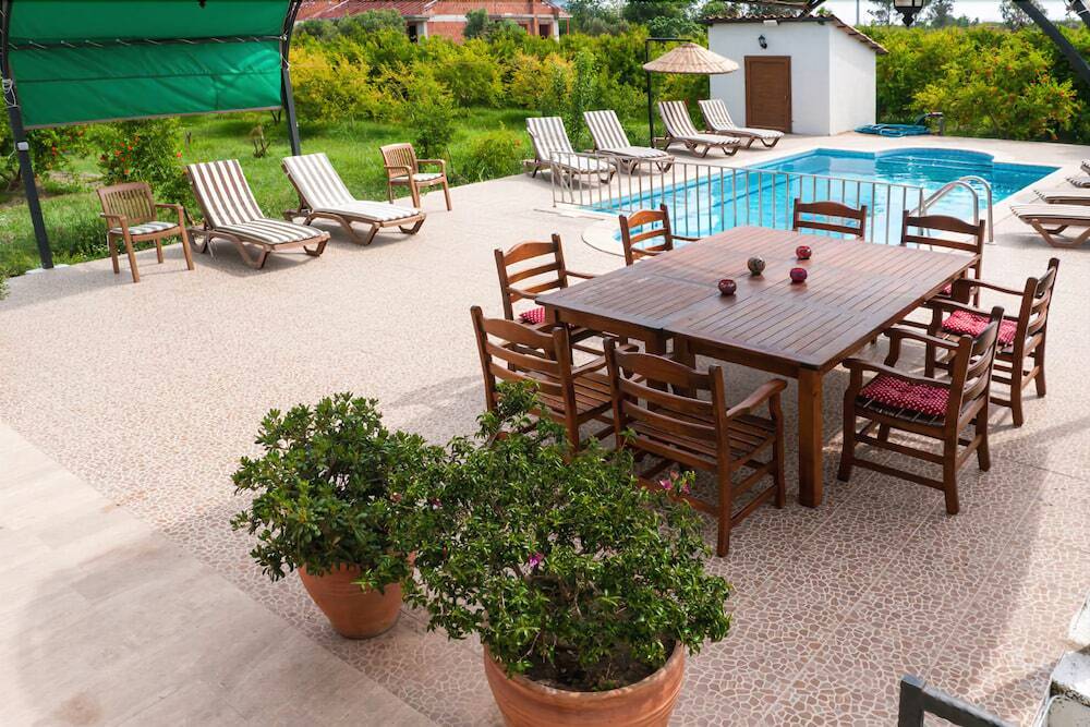 Дальян: Pomegranate Garden Villas