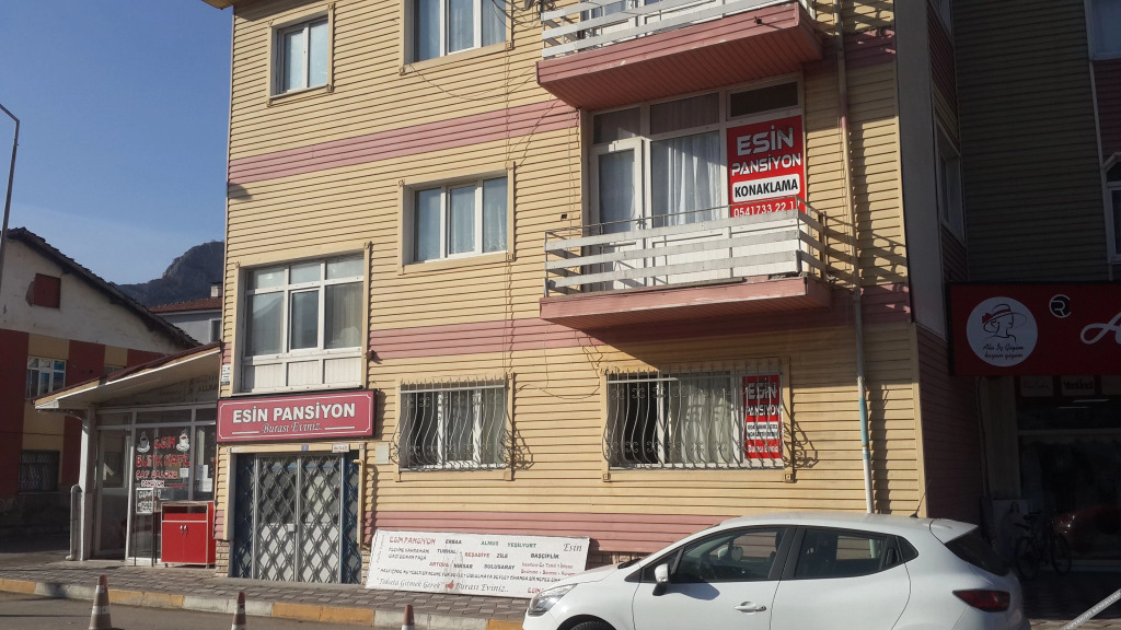 Токат: Esin Pansiyon