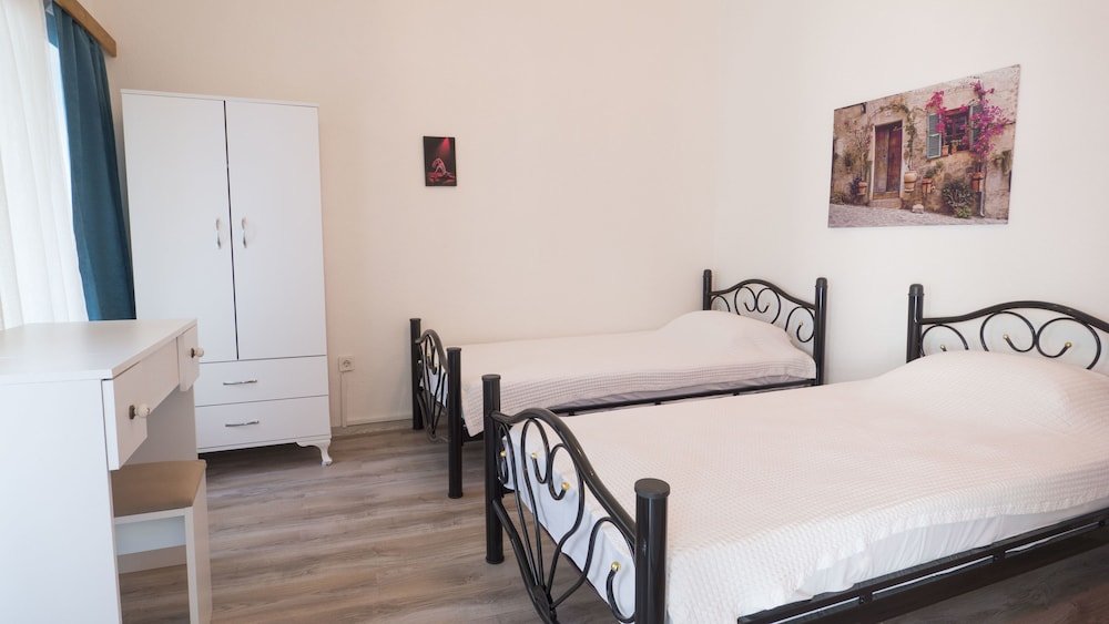Бодрум: Zumrut Butik Bodrum