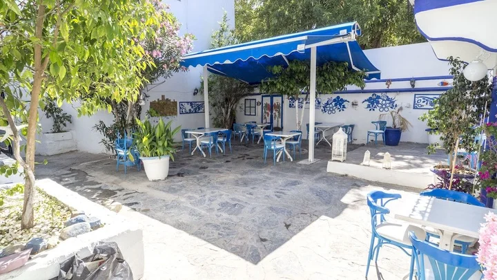 Бодрум: Zumrut Butik Bodrum