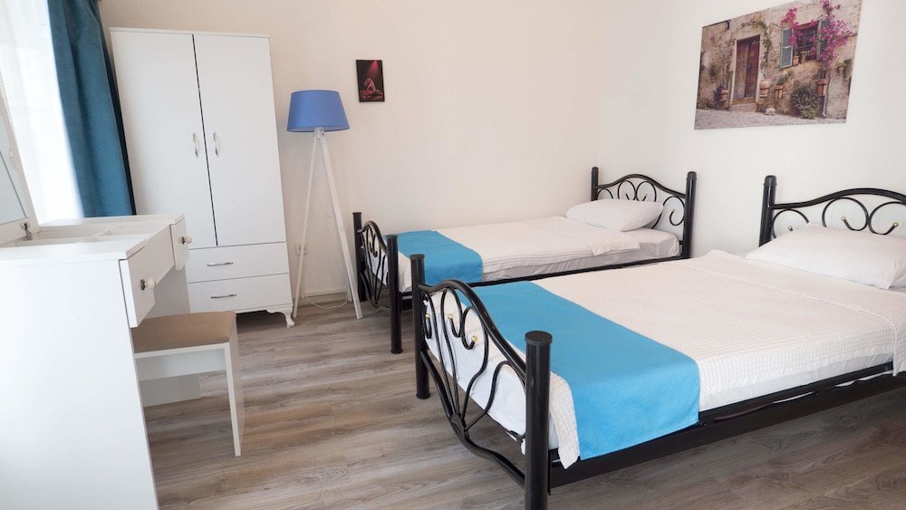 Бодрум: Zumrut Butik Bodrum