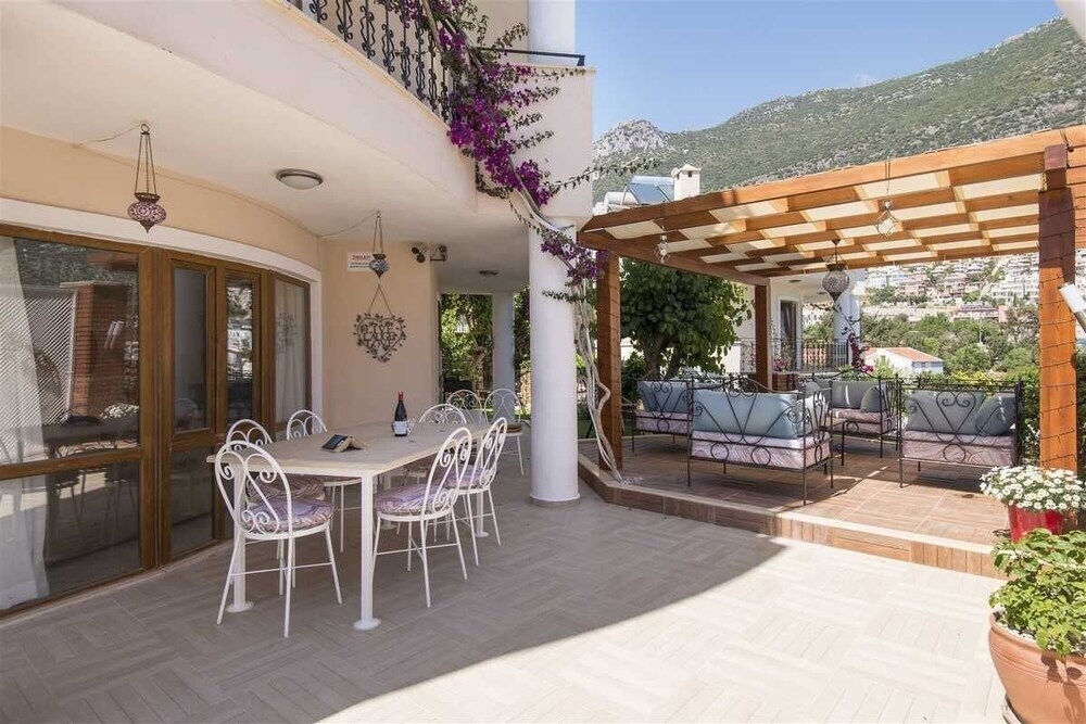 Калкан: Villa Kirmizi Lale By Lycia Collections