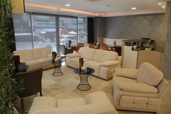 Измир: Hotel Paris Prestige