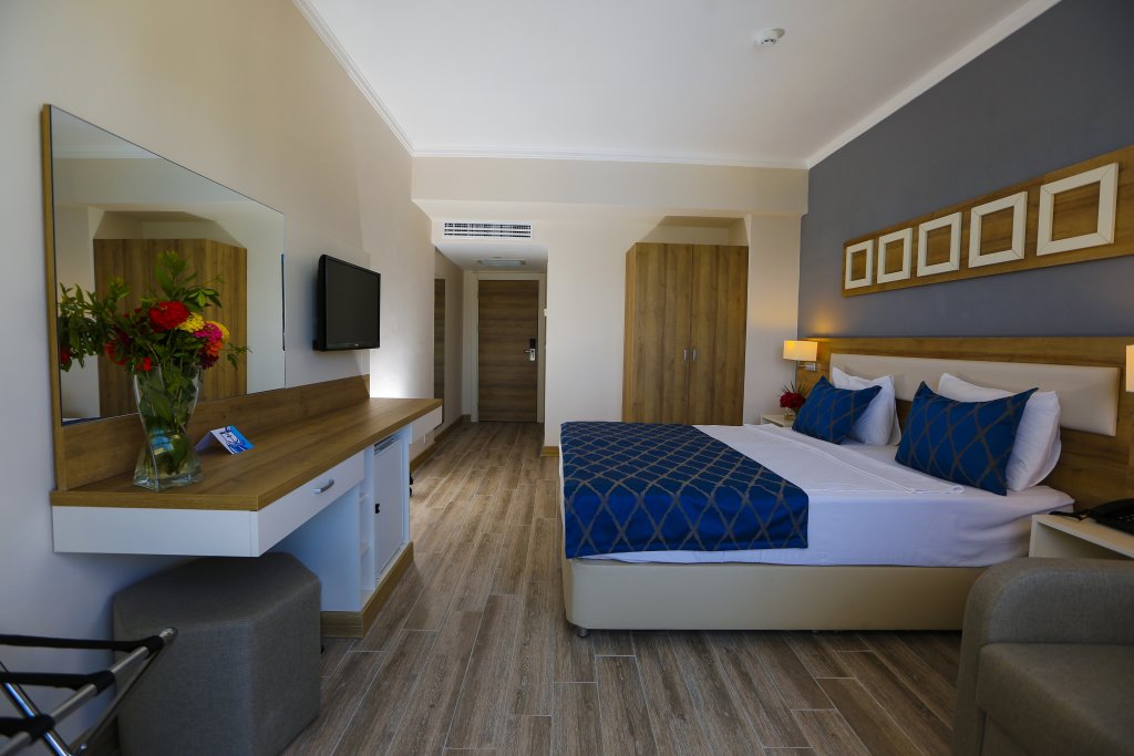 Мармарис: Fortezza Beach Resort