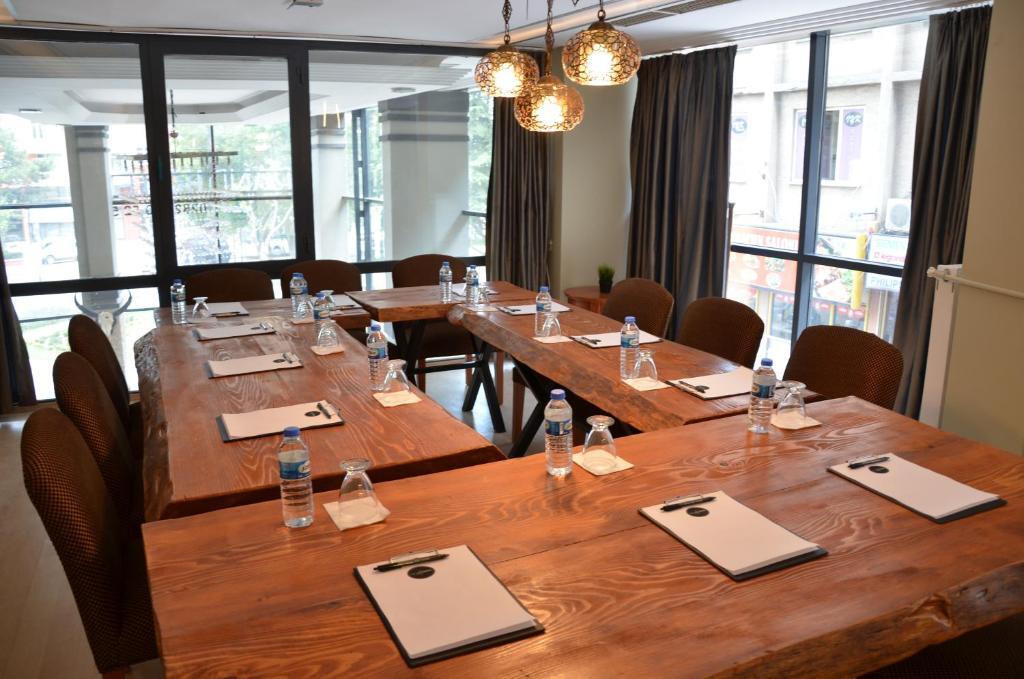 Корлу: Grand Park Hotel Corlu