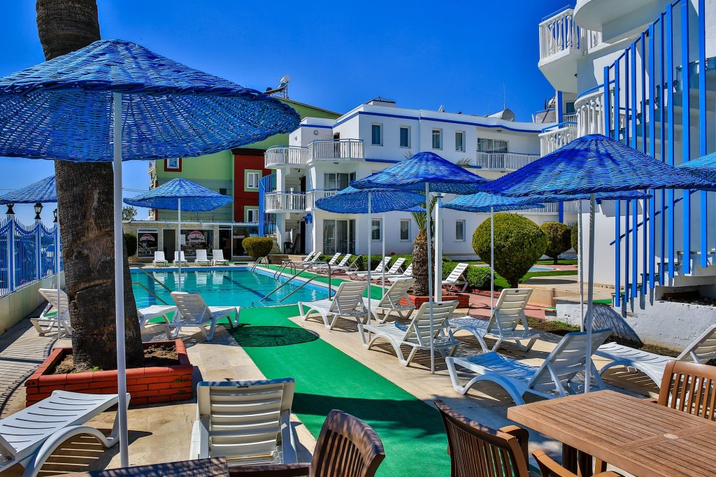 Капикири: Sunset Village Apart Hotel