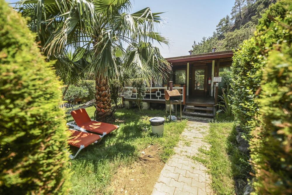 Чиралы: Cirali Villa Zeytin