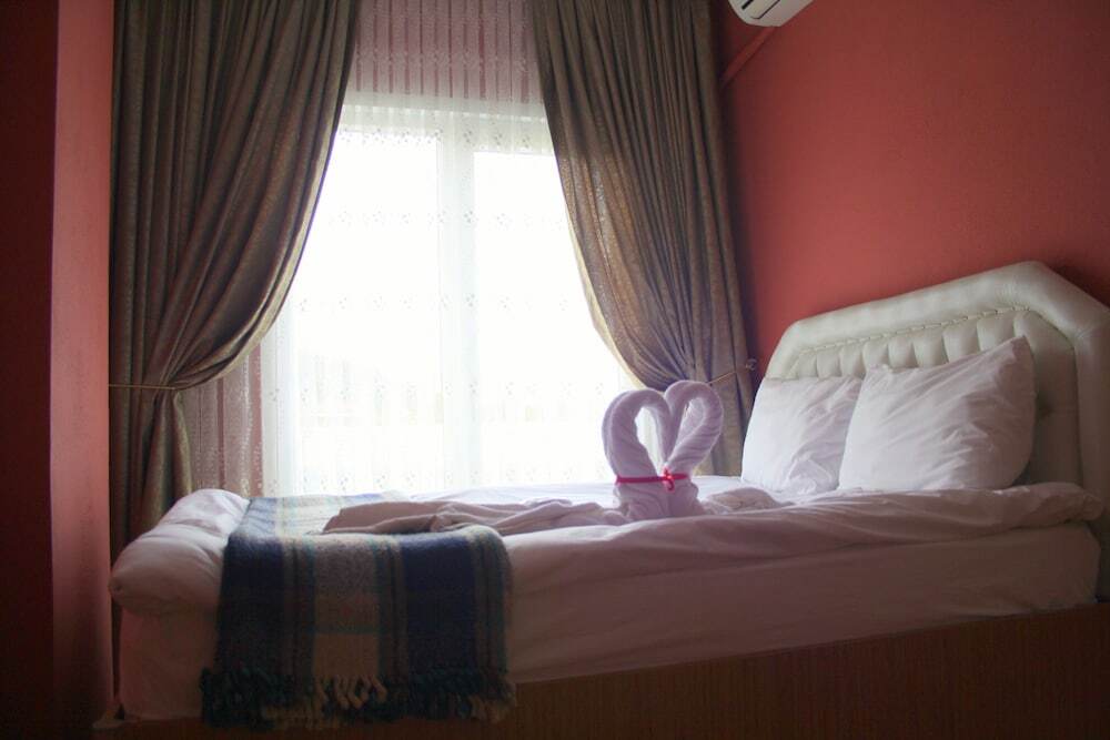 Сайл: Palmiye Hotel Ağva