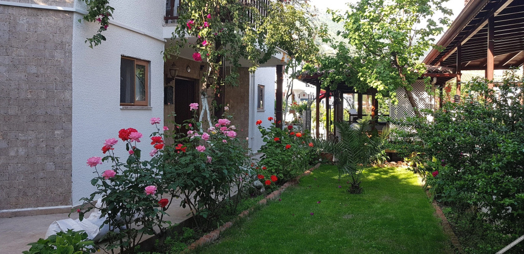Акьяка: Santo Akyaka Home