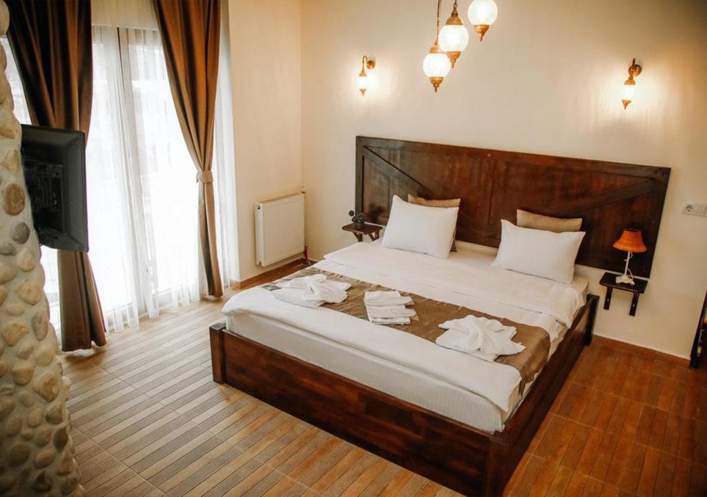 Сайл: Sea House Hotel
