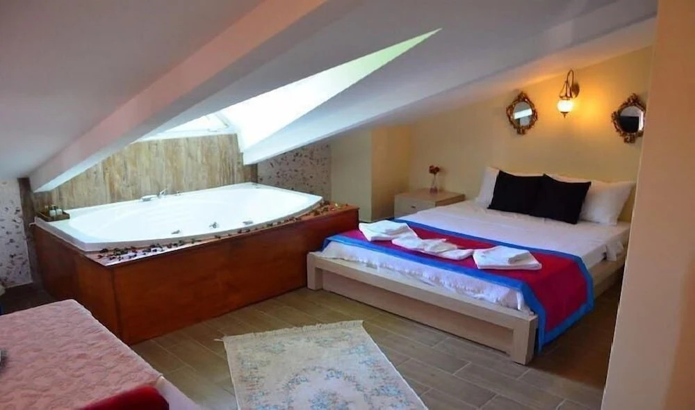 Сайл: Destina Boutique Hotel