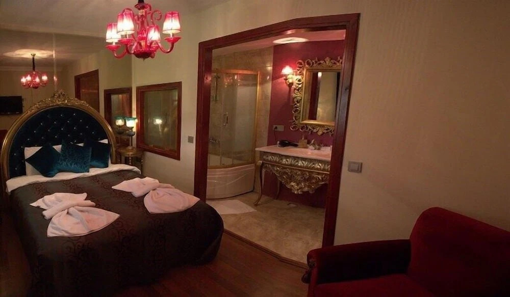 Сайл: Destina Boutique Hotel