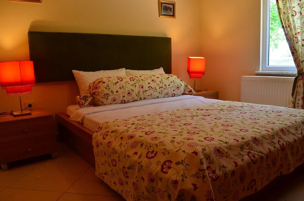 Сайл: Destina Boutique Hotel