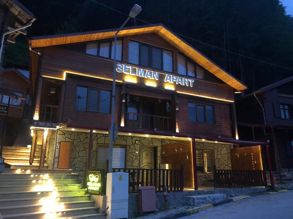 Узунгёль: Selman Apart Hotel