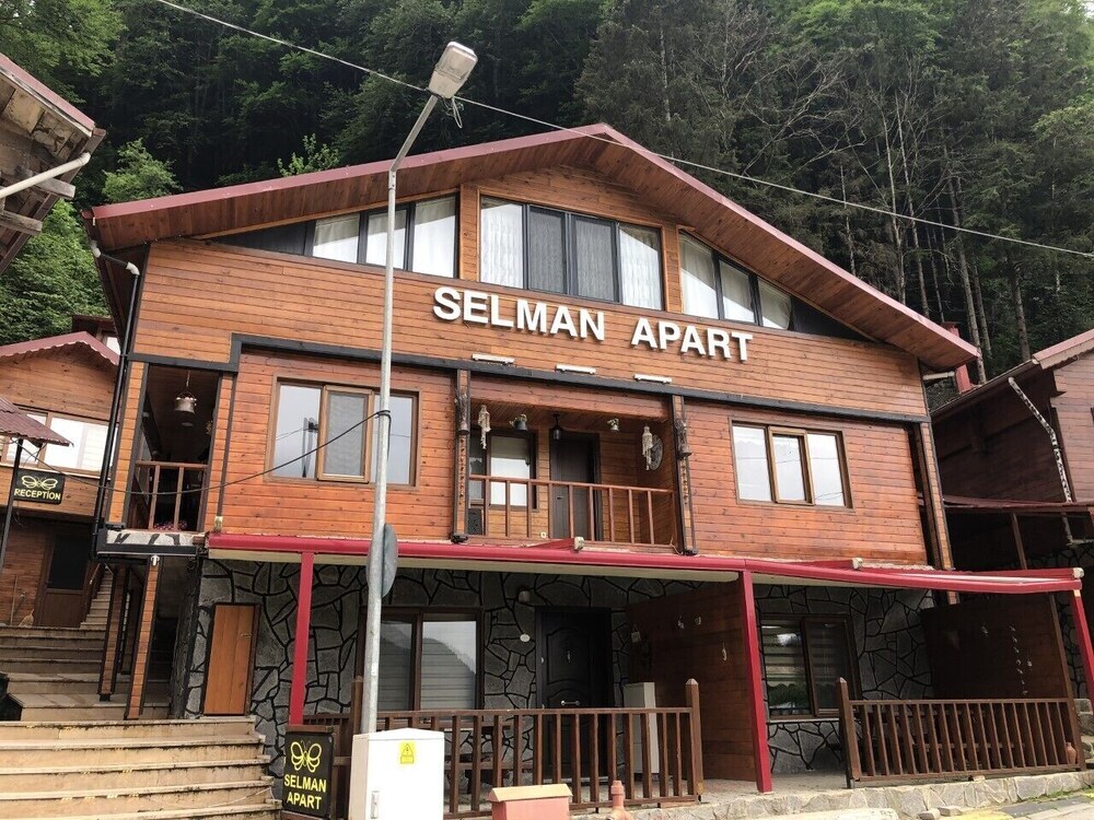 Узунгёль: Selman Apart Hotel