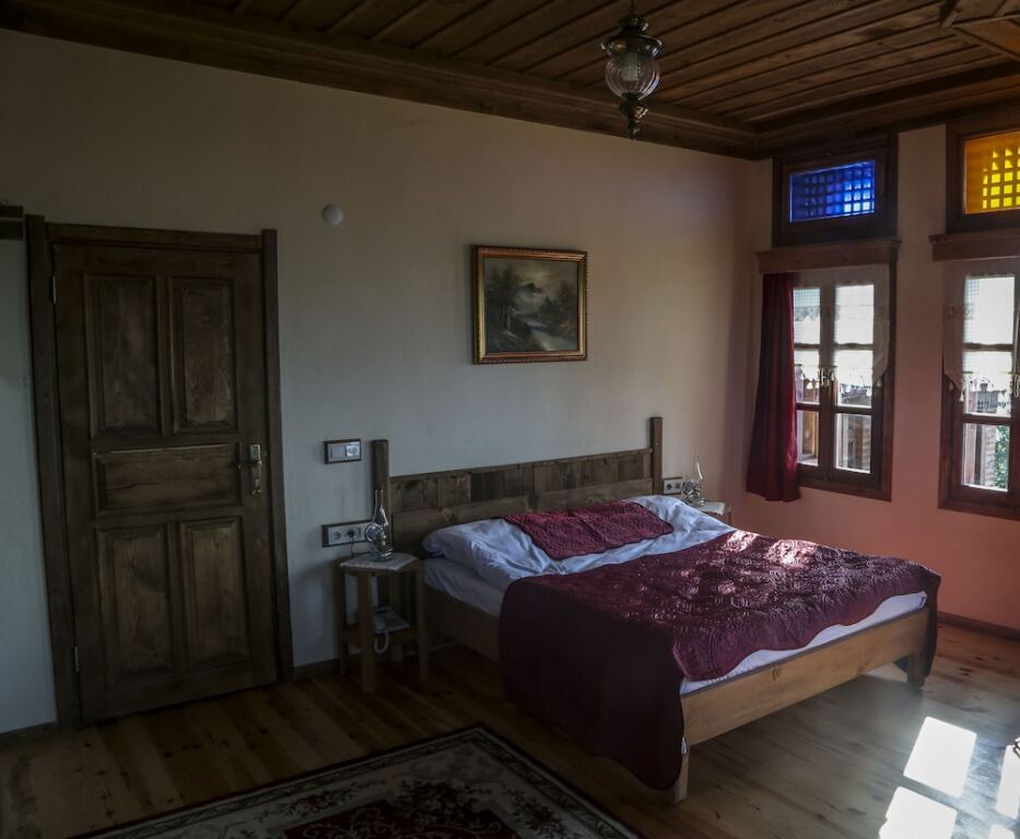 Кайели: Kafdagi Konak Hotel