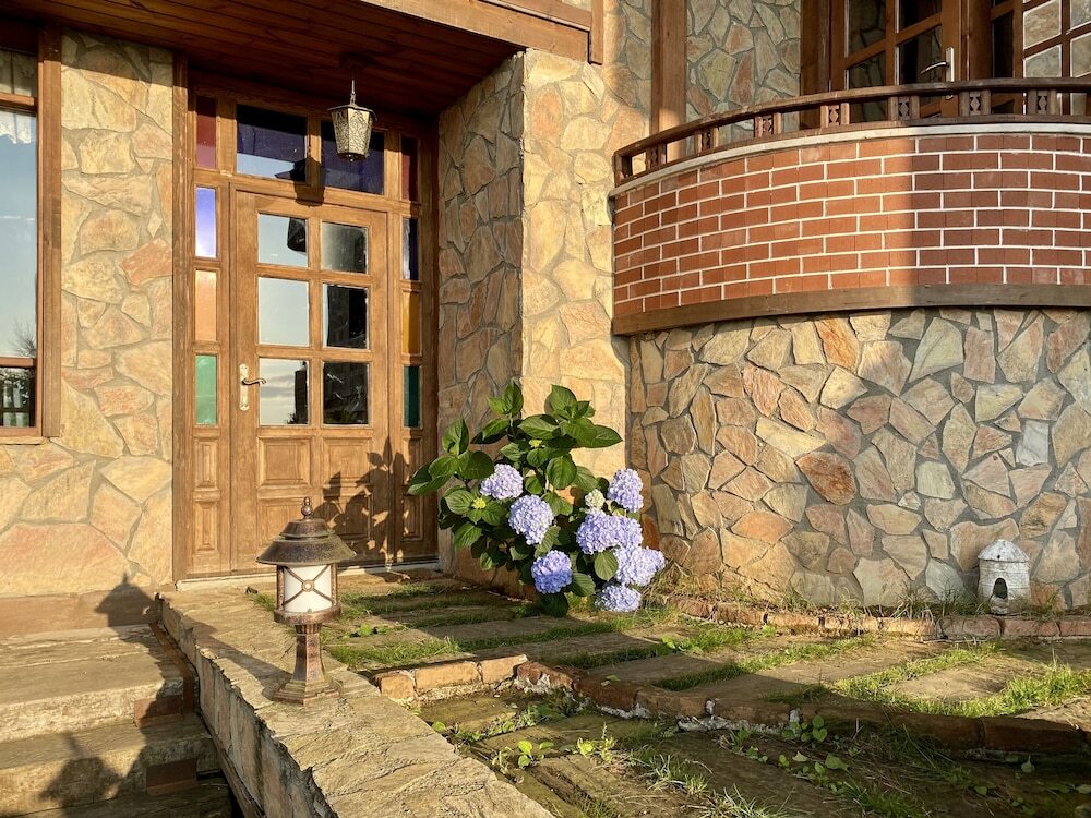 Кайели: Kafdagi Konak Hotel