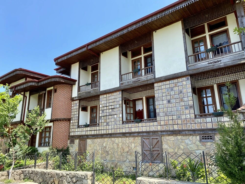 Кайели: Kafdagi Konak Hotel