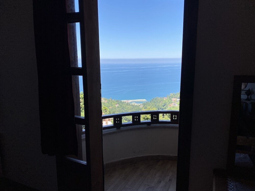 Кайели: Kafdagi Konak Hotel