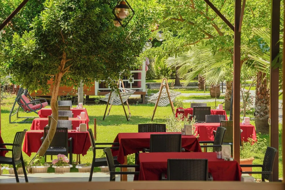 Чиралы: Villa Efsane Hotel