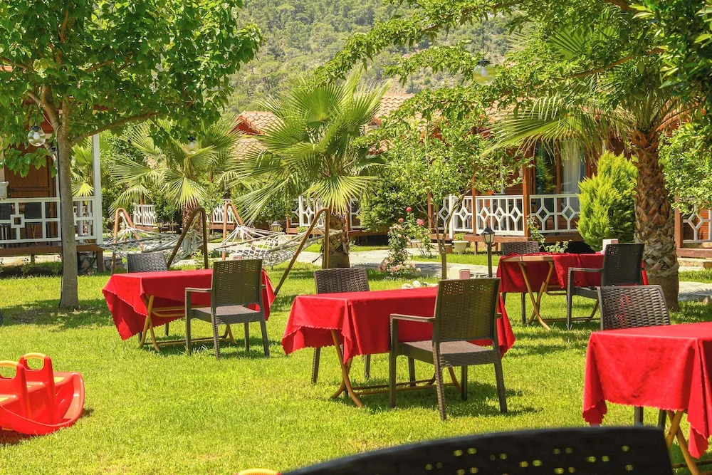 Чиралы: Villa Efsane Hotel