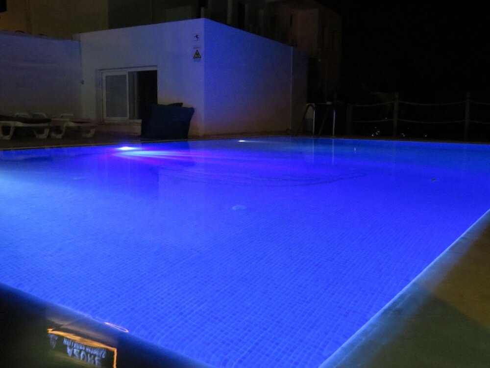 Тургутрейс: Azure Wellness Retreat - Adults Only