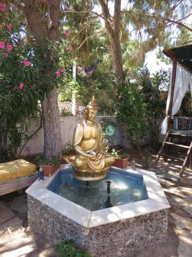 Тургутрейс: Azure Wellness Retreat - Adults Only