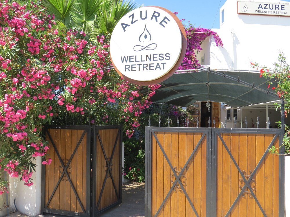 Тургутрейс: Azure Wellness Retreat - Adults Only
