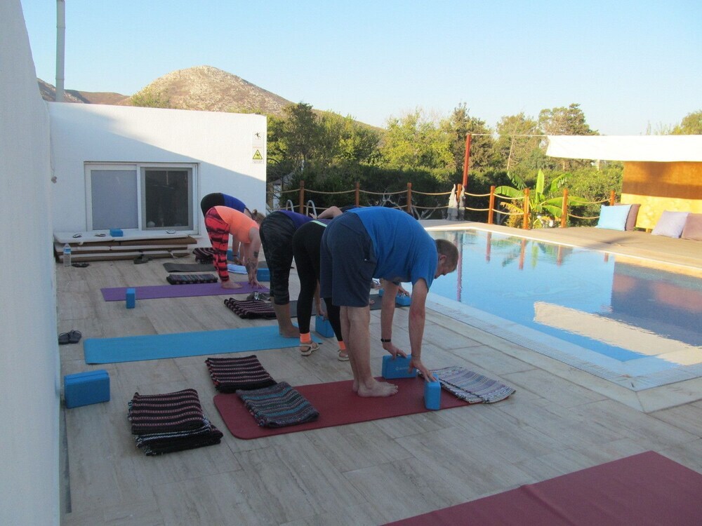 Тургутрейс: Azure Wellness Retreat - Adults Only