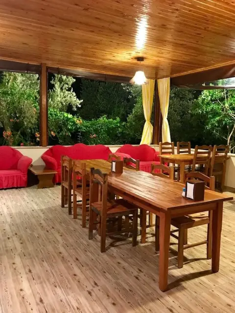 Кумлуджа: Olive Garden Pansiyon